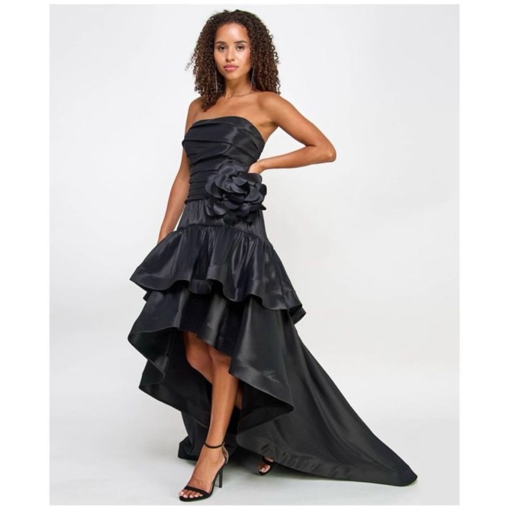 🖤 EUC Gorgeous Black Strapless Evening Dress with Rosette Hi-lo Hem Size 0